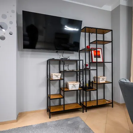 Silver Gem -1bd With Desk And Balcony Appartamento Sofia